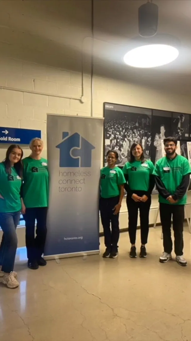 Come with us to Homeless Connect Toronto! @hconnectto 💙 The turnout was amazing and our team of volunteers had an...